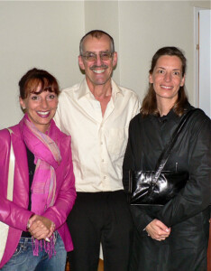 Institutseröffnung: Dieter Schmutzer mit Gabi Fischer (li) und Astrid Rudle, Chefredakteurin der Barbara Karlich Show (9.7.2005)